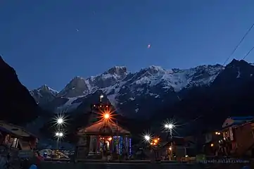 Kedarnath Temple at dawn