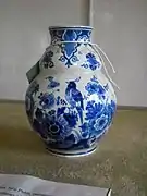 Japanese Ceramic pot from 17th century.