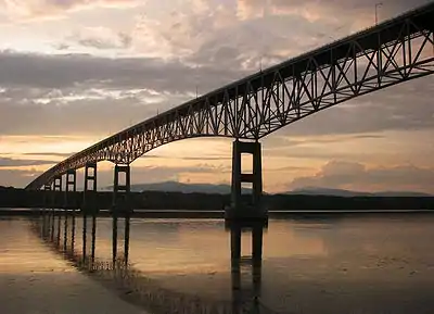 A continuous truss bridge, Kingston–Rhinecliff Bridge over the Hudson River in New York, United States.