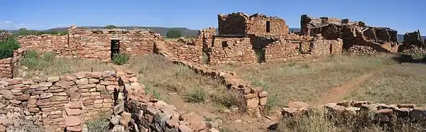 Image 7Panorama of Kinishba Ruins, an ancient Mogollon great house. The Kinishba Ruins are one building that has over 600 rooms. (from History of Arizona)