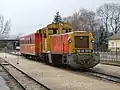 Diesel locomotive resting at the station in Kismaros