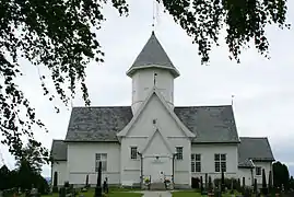 Kolbu church, cruciform, wood (1730)