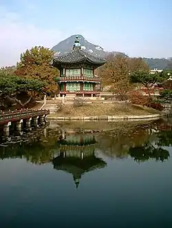 Image 28Gyeonghoeru Pavilion at Gyeongbokgung (from Portal:Architecture/Palace images)