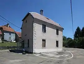 The town hall in La Favière