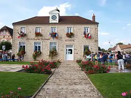 The town hall in La Grande-Paroisse