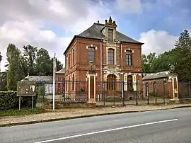 The town hall in Frémontiers