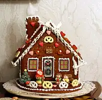 Gingerbread house with candy