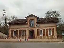 Labastide-Savès Town Hall