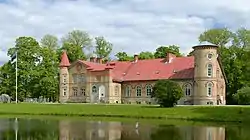 Lasila manor