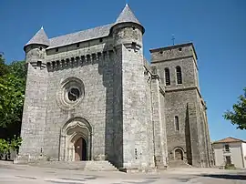 Fortified church of Saint-Pierre, in Le Boupère