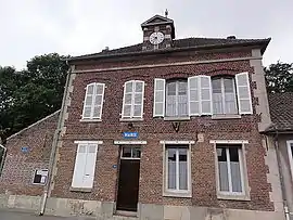 The town hall in Le Fayel