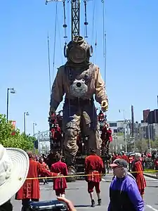 Diver, Montreal, 2017