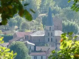 The church and surroundings in Salles