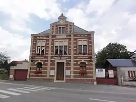 The town hall of Lesdins