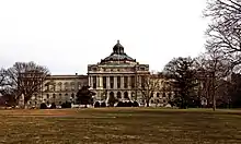 photograph of west colonnade by Carol M. Highsmith