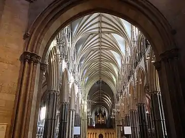 Lincoln nave