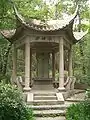 Gazebo near Linggu Pagoda