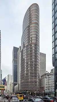 The elliptical Lipstick Building in Manhattan, (1986)