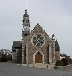 The church of Saint-Lunaire