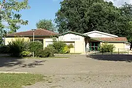 The town hall in Lucbardez-et-Bargues