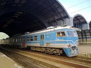 EMU MŽ 412 at Skopje train station, June 2011.