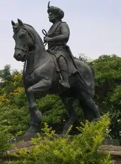 Madakari Nayaka statue