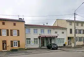 The town hall and post office in Magnières