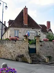 The town hall in Saint-Saturnin