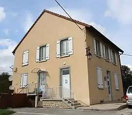 The town hall in Écrille