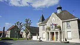 The town hall in Caurel