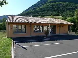 The town hall of Omblèze