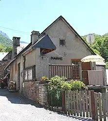 View  of  town hall Mairie de Beyrède-Jumet-Camous