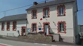 The town hall in Gourhel