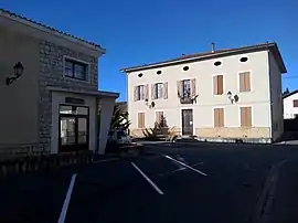 The town hall in Palaminy