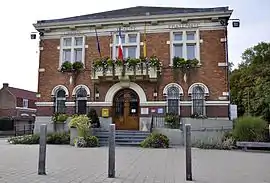 The town hall in Nieppe