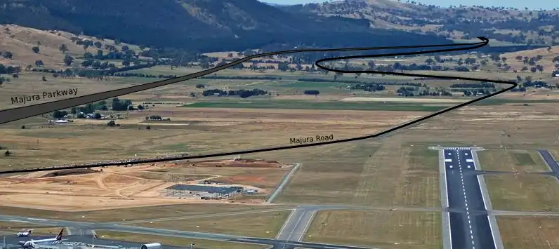 Artist's impression of Majura Parkway and Majura Road alignments through Majura Valley