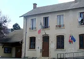 Manteyer Town Hall