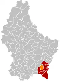 Map of Luxembourg with Waldbredimus highlighted in orange, and the canton in dark red