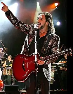 Marco Antonio Solís Sosa in Trozos de Mi Alma 2 (2016)