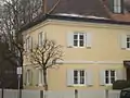 Built in 1800 Hip roof house in Maria-Josepha-Straße 10