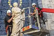 Capture a copy of the statue of the Virgin Mary from its temporary location next to Church of Our Lady before Týn (Chrám Matky Boží před Týnem), June 4, 2020