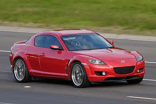 Mazda RX-8.