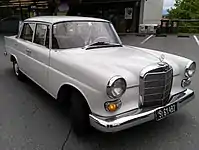 Mercedes-Benz 200D