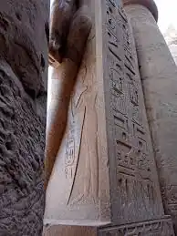 Meritamen depiction at Luxor next to her father's statue