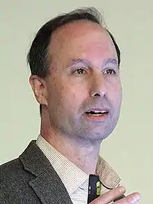 Michael Shadlen ('81, MD '88), Columbia neuroscientist and HHMI Investigator