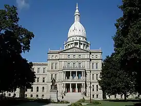 Image 22The Michigan State Capitol in Lansing houses the legislative branch of the government of the US state of Michigan. (from Michigan)