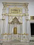 Mihrab of the prayer room in the Harem of Topkapı Palace, added in Osman III's restoration (1754–1757)