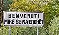 Bilingual signs in Italian and Albanian