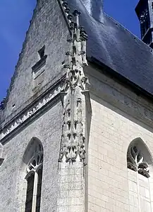 Gothic decor (South).