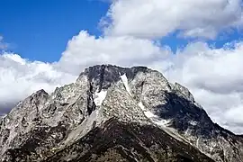 Mount Moran summit with Falling Ice Glacier at left and Skillet Glacier at right